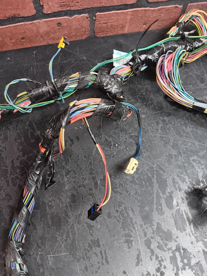 2007-2008 Dodge Caliber Dash Instrument Panel Wire Wiring Harness 05084239AE