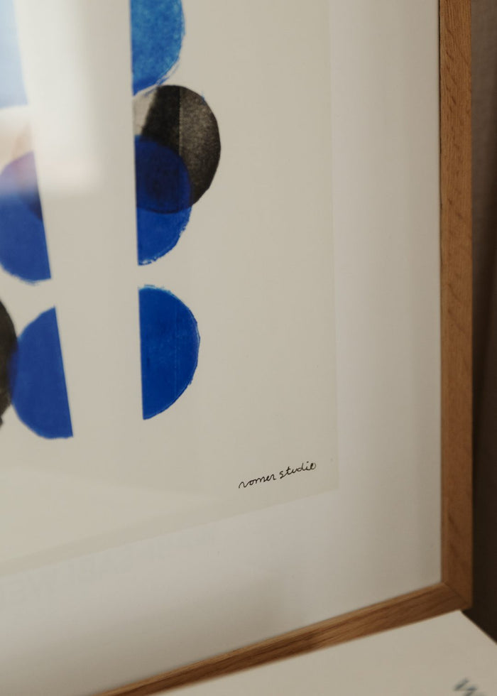 Bleu à Part 01 by Nomen Studio