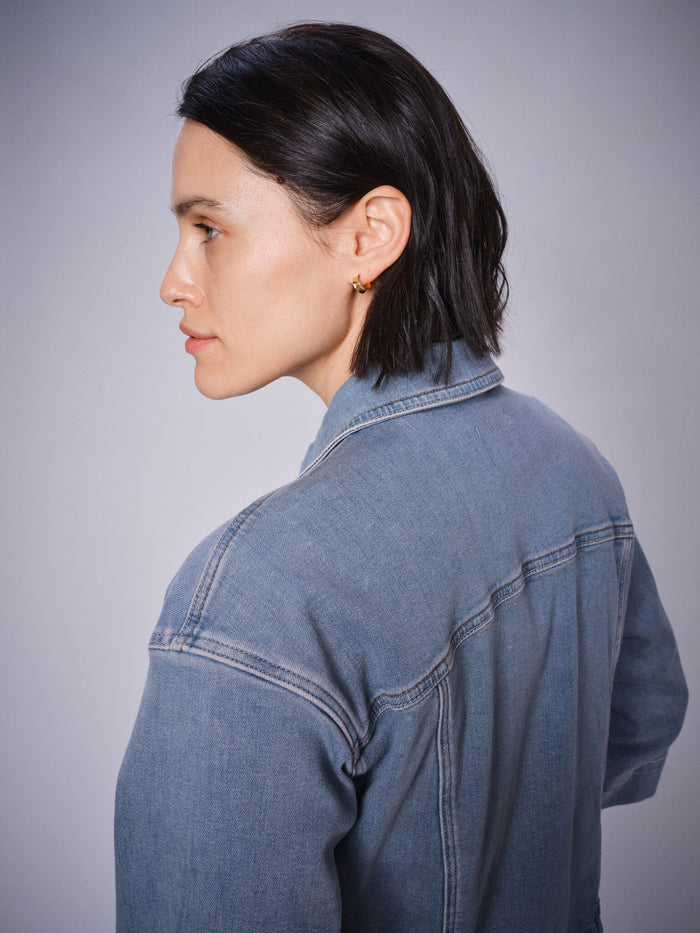 Modelshot / Ice Blue / Detail