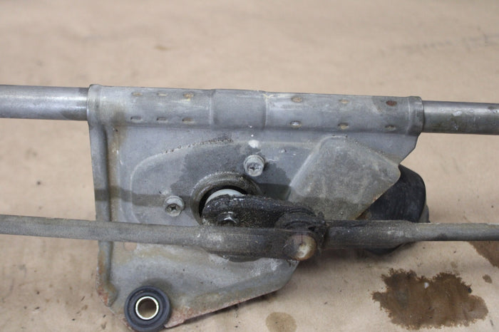 05-07 Jeep Grand Cherokee Windshield Wiper Motor Linkage Assembly 55156313AB