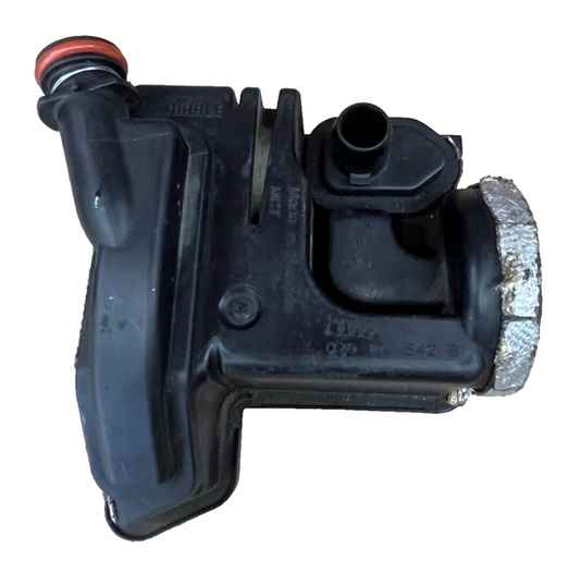 13-18 Audi A8 Quattro/S8/S7/S6 4.0L OEM Engine Oil Separator 079 103 542 B OEM