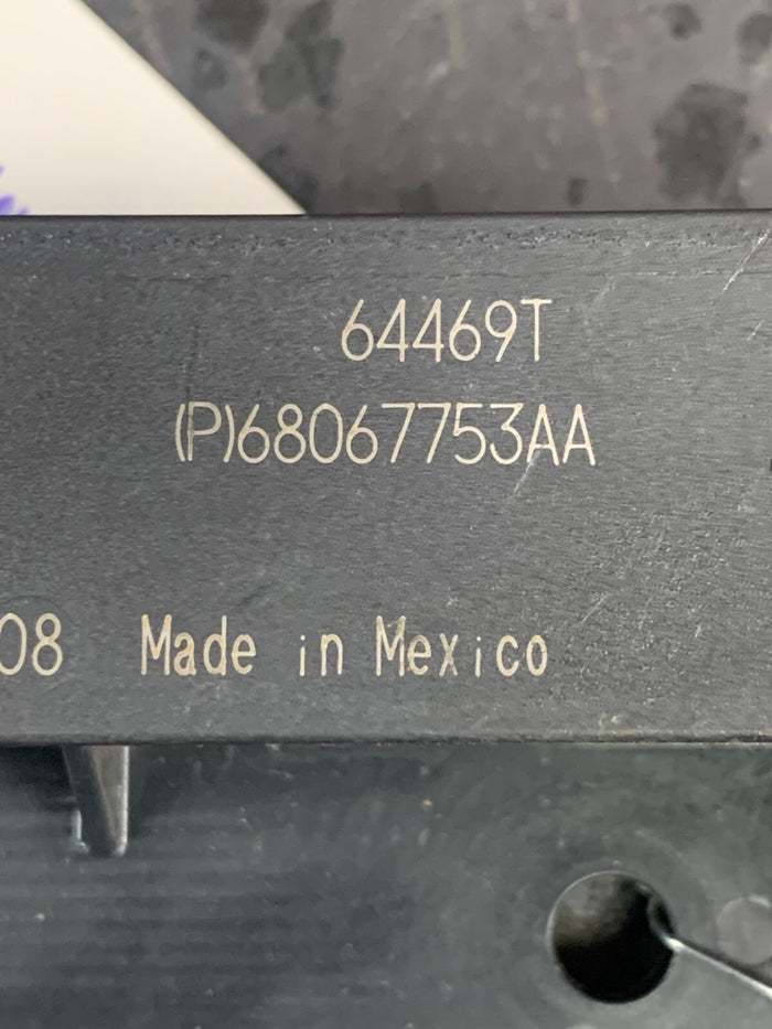 2015 -2020 CHALLENGER/300 KEYLESS ENTRY ANTENNA MODULE RECEIVER OEM 68067753AA