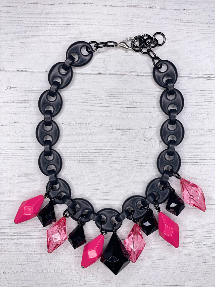 Alisha D Resin Chunky Statement Short Necklace
