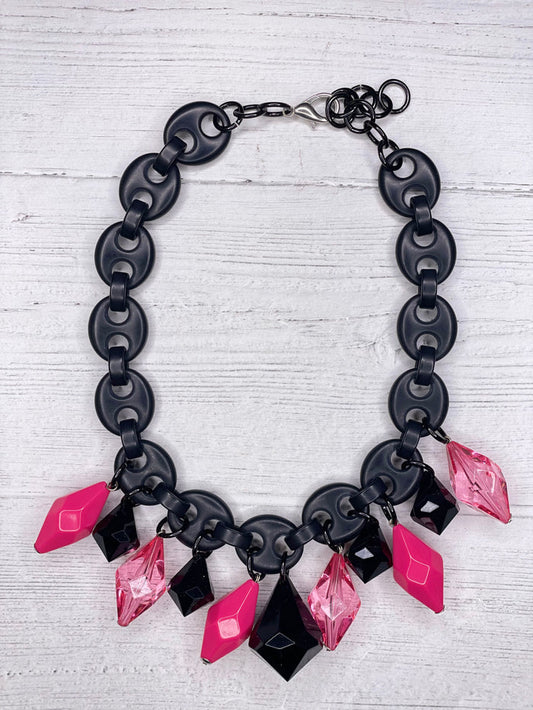 Alisha D Resin Chunky Statement Short Necklace