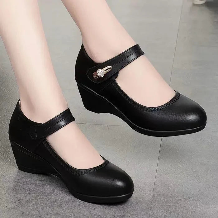 Avenyssa  –  Chaussures de Confort à Talon Moyen Élégantes