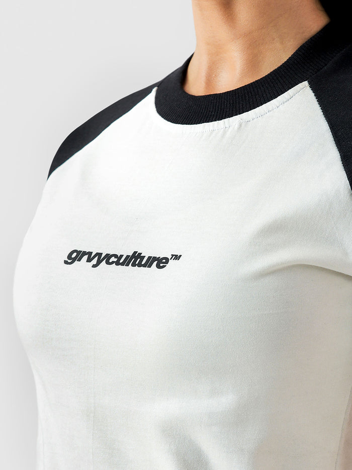 Black basic babytee female model full body Pakistan – GROOVY