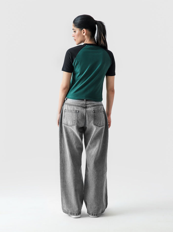 Green basic babytee flat lay product Pakistan – GROOVY