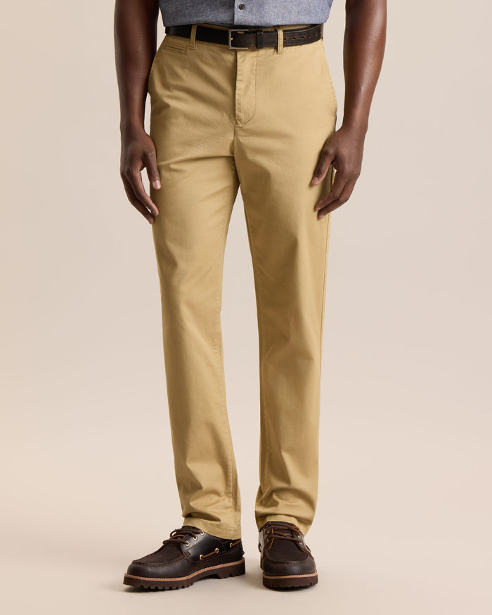 ESSENTIAL SLIM CHINO PANT