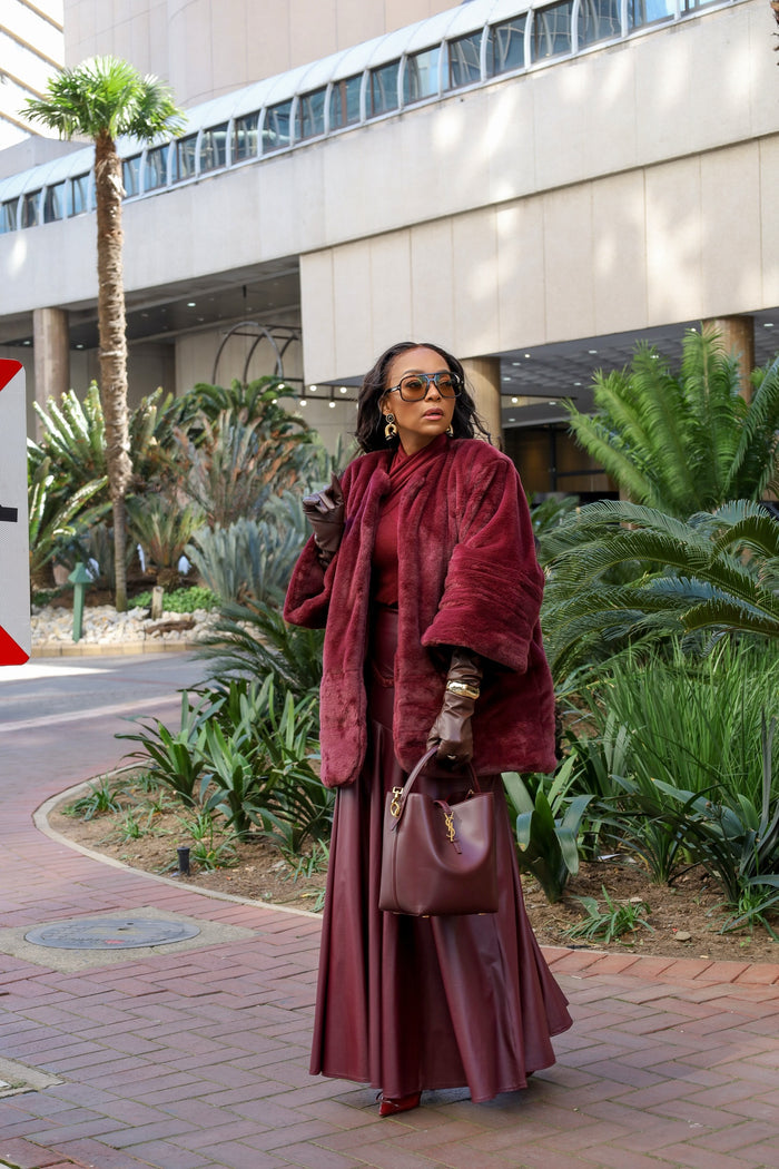 Fabrosanz: Burgundy Faux Fur Coat