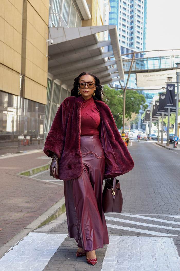 Fabrosanz: Burgundy Faux Fur Coat