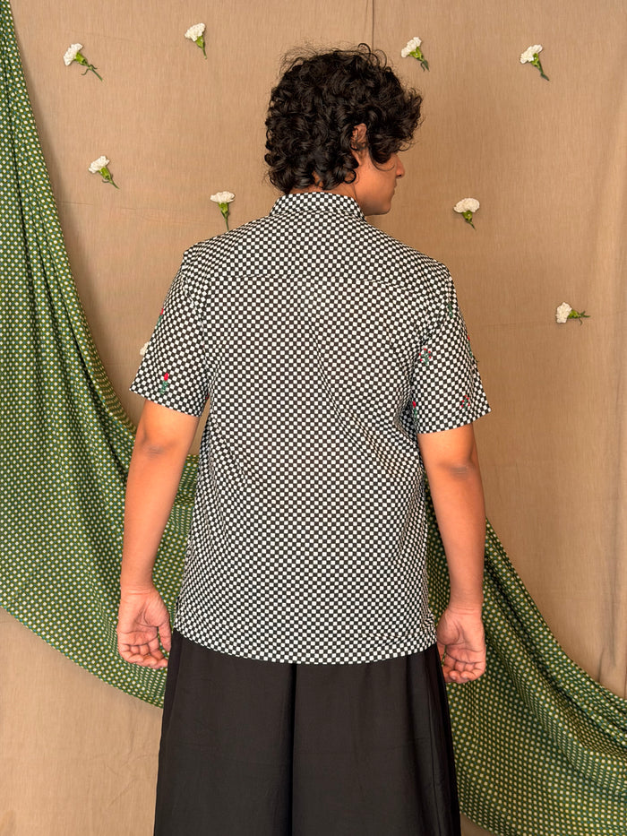 Flowerbed Canopy Embroidered Shirt - Chessboard