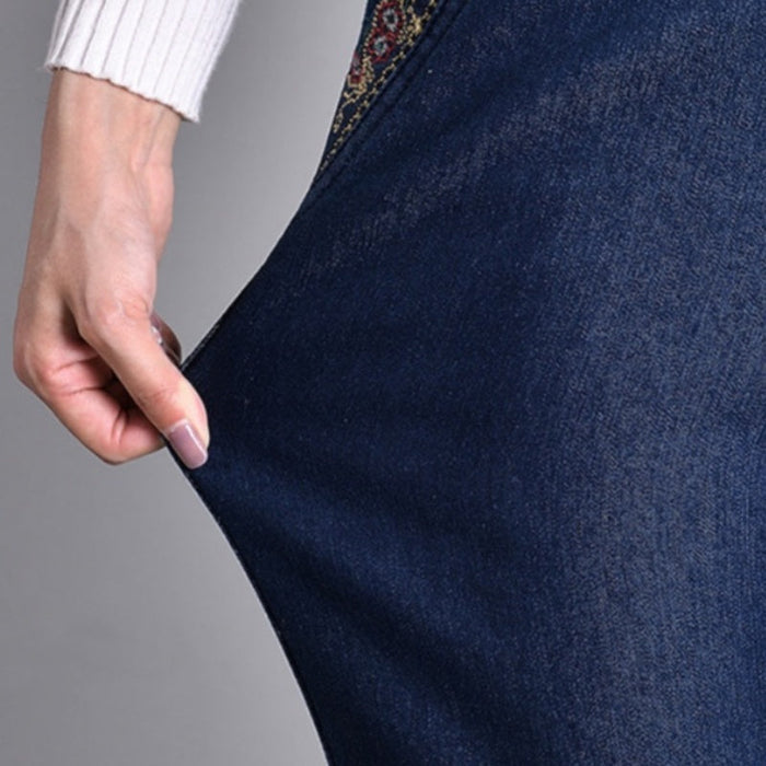 Lina | Women's Jeans with Side Pockets and Elastic Waist