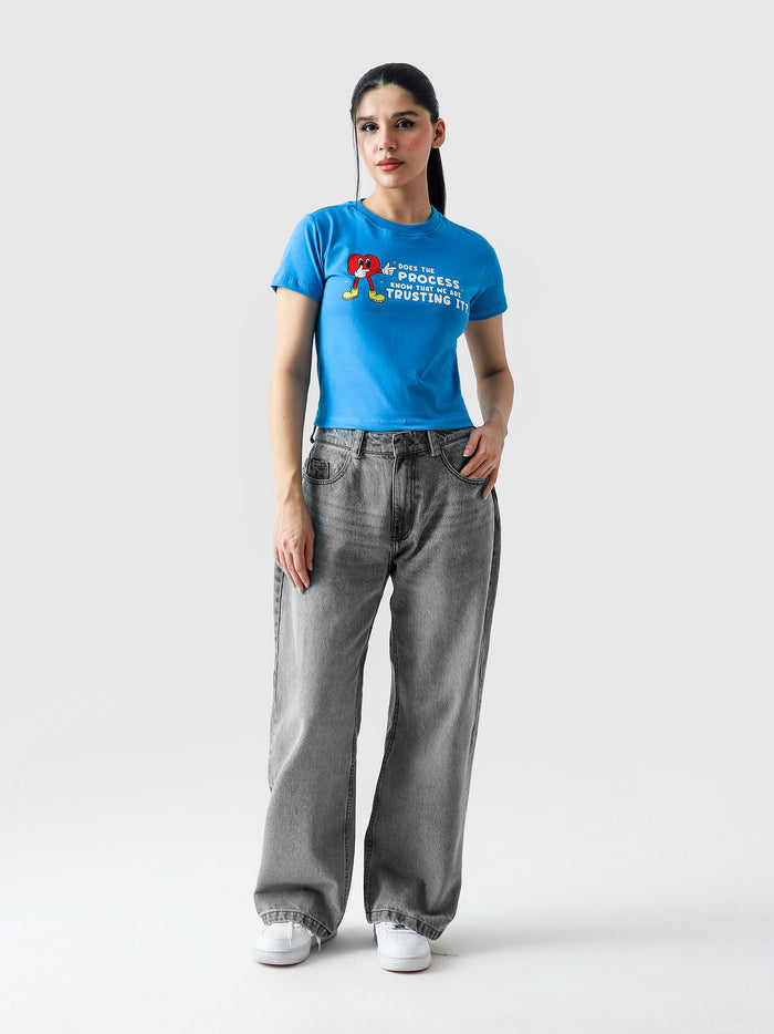 Process baby tee blue female model full body front view graphic crop Pakistan – GROOVY