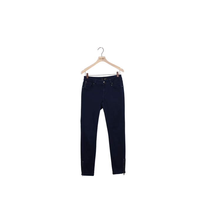 Packshot / Navy / ReLoved