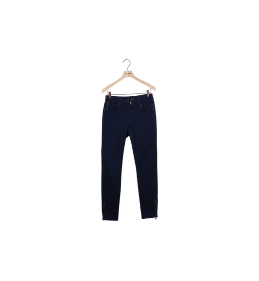 Packshot / Navy / ReLoved