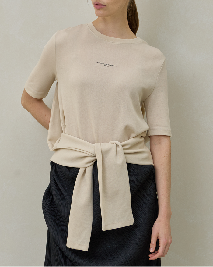 REODER) AVANT LAYERING TOP