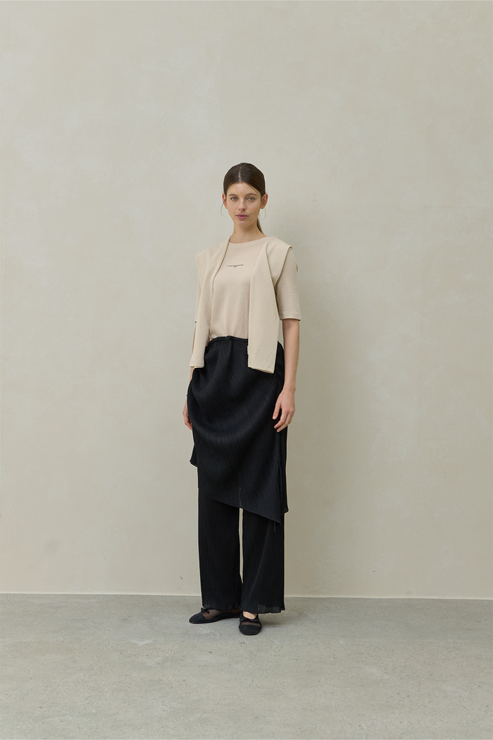 REODER) AVANT LAYERING TOP