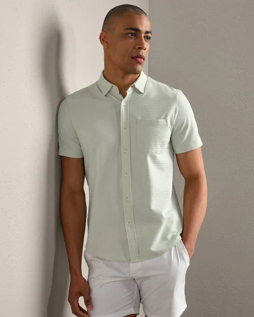 Rhone - Commuter® Seersucker Short Sleeve Button Down