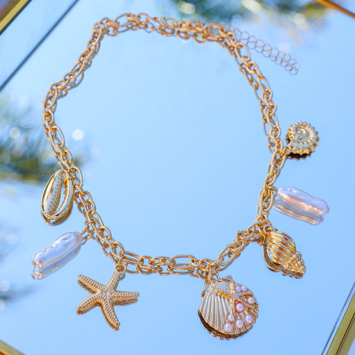 Sea Shell Charm Necklace (Gizelle)