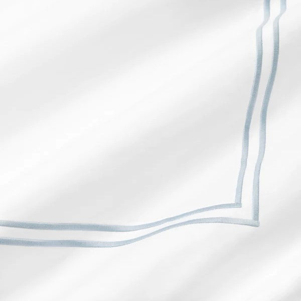 Boudoir Sham 12″ x 16″ w/ 2″ Flange / White/Blue