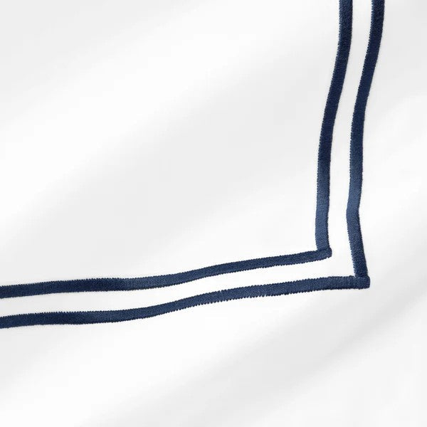 Boudoir Sham 12″ x 16″ w/ 2″ Flange / White/Navy