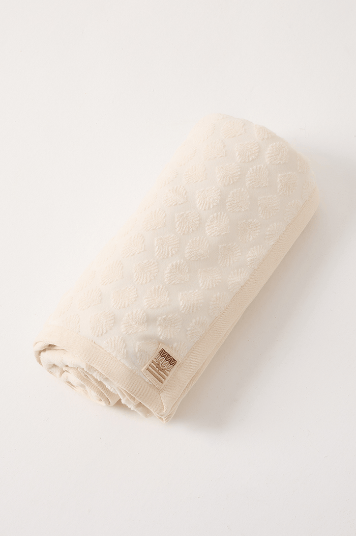 Shell Towel