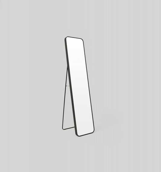 Simplicity Curve Standing | Black