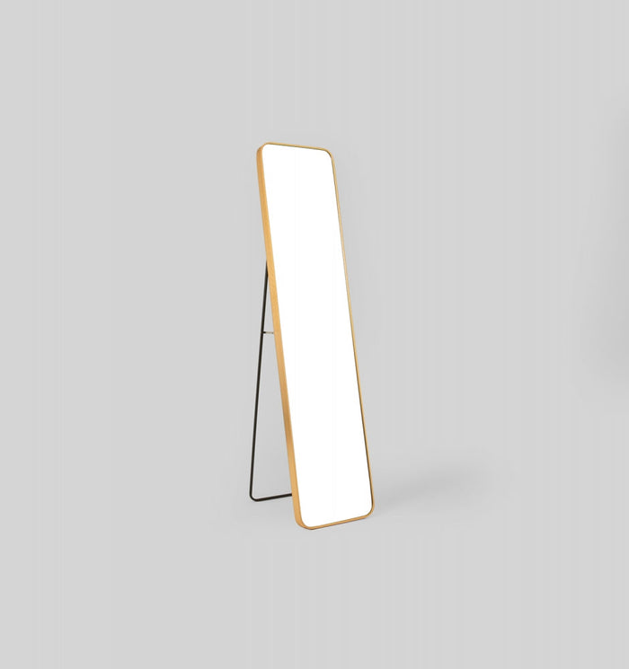 Simplicity Curve Standing | Brass