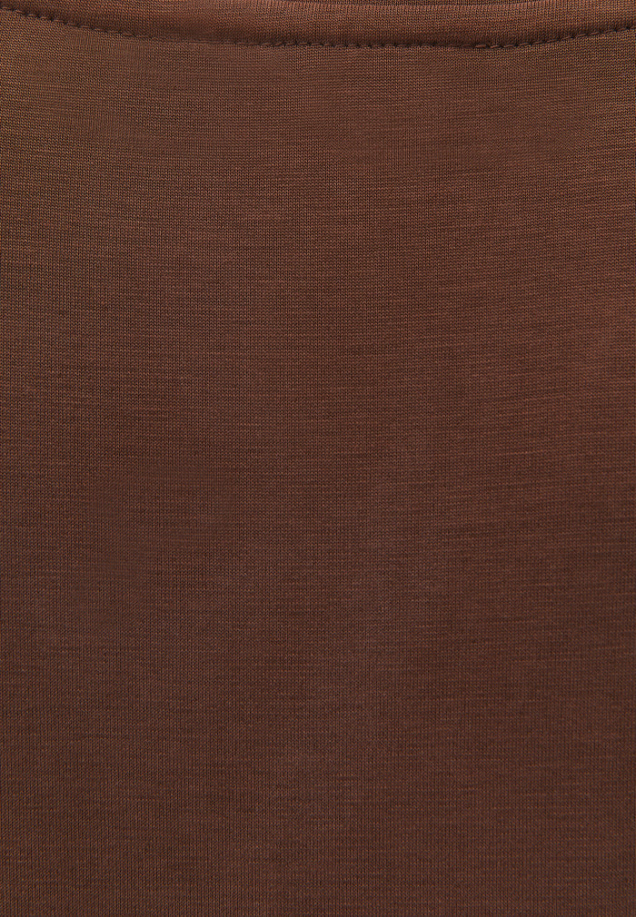 V Neck T-Shirt - FONDUE FUDGE