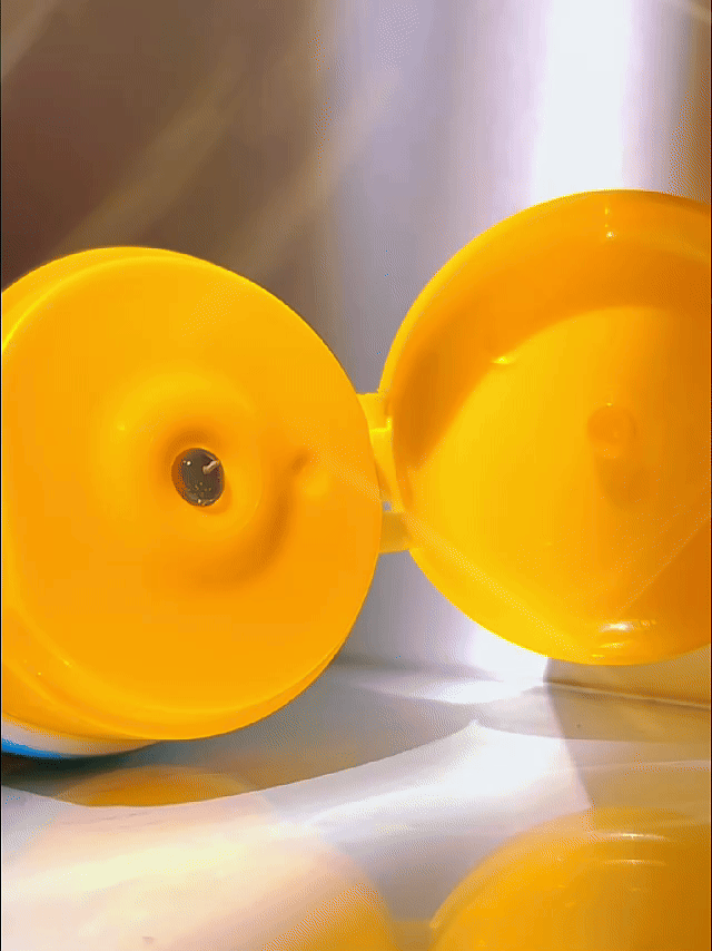 Transparent Curlit styling gel squeezed from tube showing lightweight, slightly flowy texture for waves