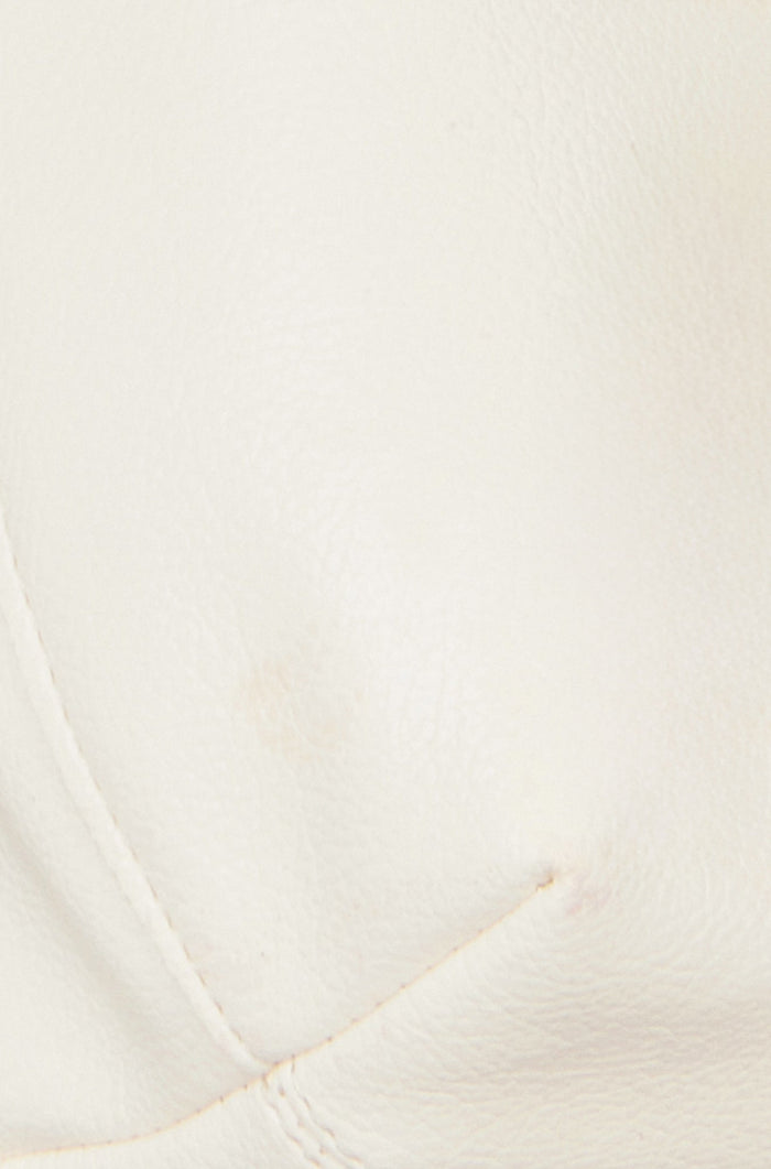 The Ivory Scoop – Shoulder Bag with Buckle - Bascora